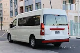 Toyota Hiace 2023 V6
